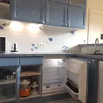 Studio près de la tour Eiffel